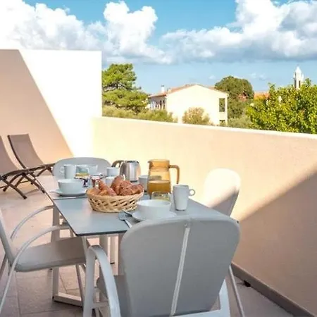 Algajola Sleeps 4 Air Con Wifi T814313 *
